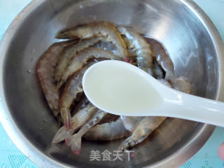 空气炸锅版椒盐虾的做法步骤：5