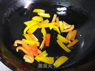 什锦素炒双菇的做法步骤：6