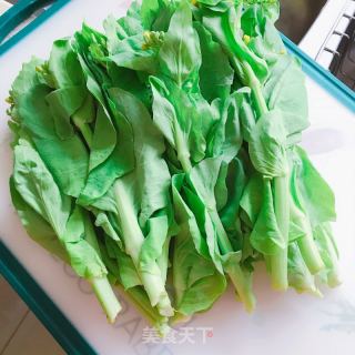 蒜蓉白菜苔的做法步骤：1