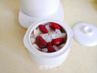 银耳雪梨炖的做法步骤：6