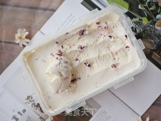 自制蔓越莓奶油冰激凌❗️（消耗淡奶油）口感顺滑，制作简单❗️的做法步骤：7