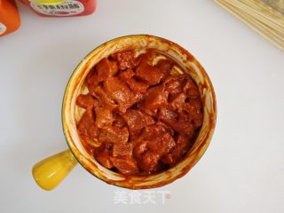 无油韩式酱烤牛肉串（空气炸烤箱版）低脂减重的做法步骤：4