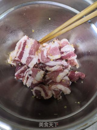 炸酥肉的做法_炸酥肉怎麼做_敏zhu的菜譜_美食天下