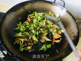 辣椒炒肉片的做法步骤：5