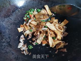 肉炒腊香干的做法步骤：6