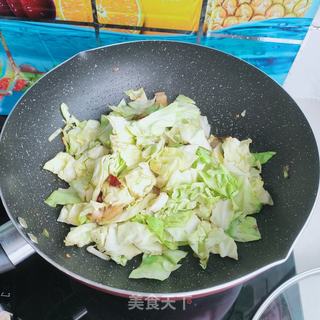 五花肉炒包菜的做法步骤：7