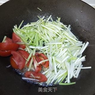 韭黄炒鸡蛋 的做法步骤：8