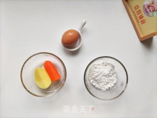5分钟做好早餐，宝宝辅食土豆胡萝卜鸡蛋饼的做法步骤：1
