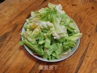 鸡蛋火腿炒饼丝的做法步骤：4