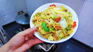 鸡蛋火腿炒饼丝的做法步骤：20