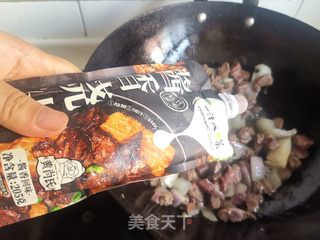 牛肉焖饭的做法步骤：5