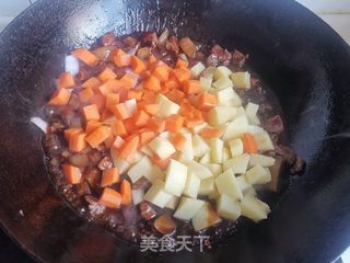 牛肉焖饭的做法步骤：7