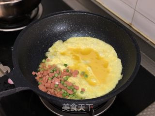 黄金火腿蛋炒饭的做法步骤：3