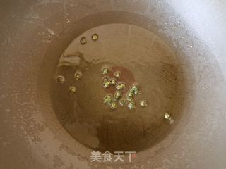 胡萝卜金针菇拌菠菜的做法步骤：8