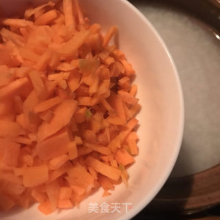 胡萝卜皮蛋粥的做法步骤：7