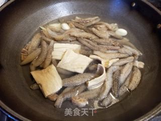 海参鲍鱼烧腐竹的做法步骤：10