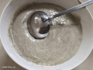 椰汁斑马纹古早蛋糕（10寸方模）的做法步骤：7