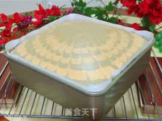 椰汁斑马纹古早蛋糕（10寸方模）的做法步骤：12