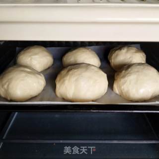 葡萄干面包的做法步骤：9