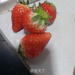 草莓酸奶三明治的做法步骤：3