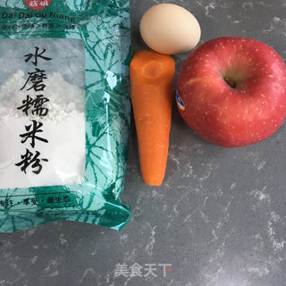 苹果胡萝卜丝烙饼的做法步骤：1