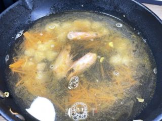 菠菜虾仁疙瘩汤的做法步骤：9