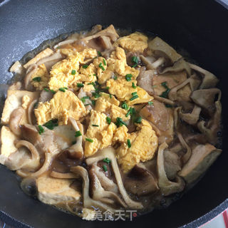 雞蛋菌菇燉豆腐