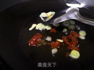 黄瓜炒鸡丁的做法步骤：3
