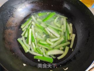 丝瓜肉片汤的做法步骤：5