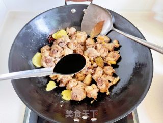💯软糯鲜美✅香菇土豆炖鸡块‼️香喷喷超下饭的做法步骤：6