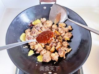 💯软糯鲜美✅香菇土豆炖鸡块‼️香喷喷超下饭的做法步骤：7