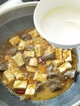 鸭血豆腐煲的做法步骤：9