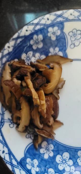 生菜鸡丝香菇燕麦粥的做法步骤：3