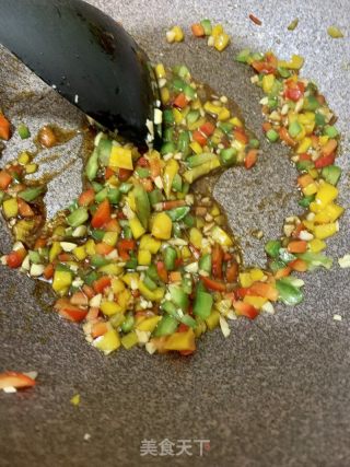 培根彩椒扒玉豆的做法步骤：12