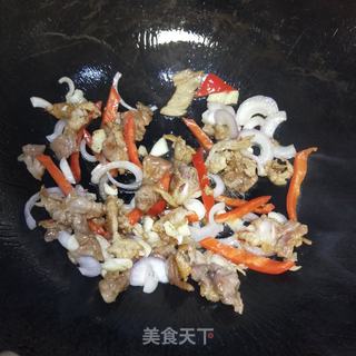 香芹炒豆干的做法步骤：8