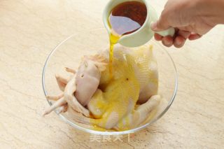 古法制作砂锅盐焗鸡的做法步骤：4