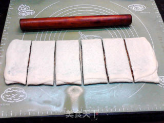 红糖麻酱花卷的做法步骤：14