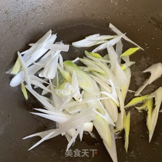 大葱烧豆腐的做法步骤：6