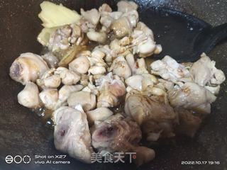 蘑菇烧鸡肉的做法步骤：6