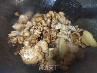 蘑菇烧鸡肉的做法步骤：7