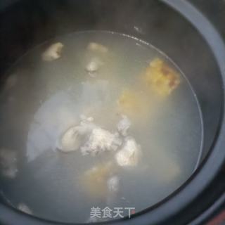 龙骨玉米冬瓜汤的做法步骤：5