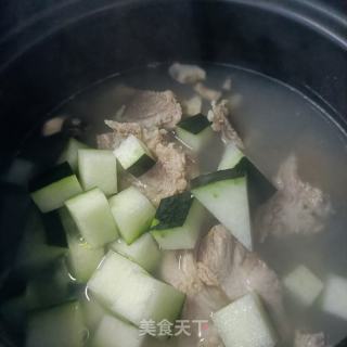 龙骨玉米冬瓜汤的做法步骤：8