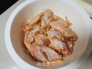 红烧土豆鸡翅的做法步骤：4