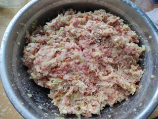 蒲瓜猪肉包子的做法步骤：8