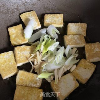 豆腐烧木耳的做法步骤：5