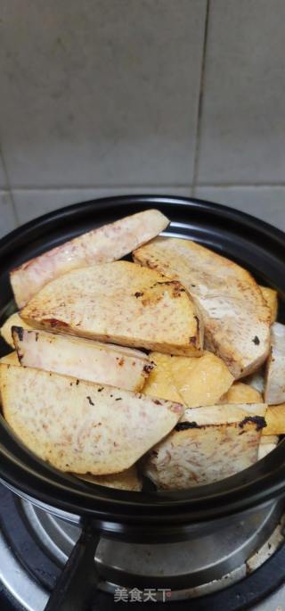 芋头肉末油豆腐煲的做法步骤：7