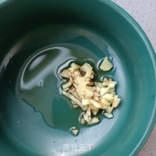 白玉黄瓜拌皮蛋的做法步骤：7