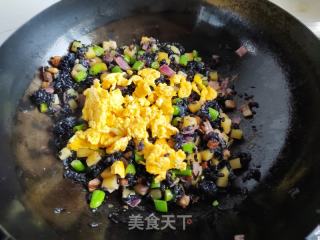 鲜炒乌米饭的做法步骤：9