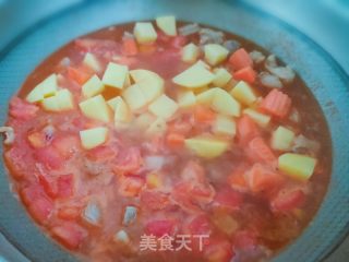 番茄牛肉炖土豆的做法步骤：7