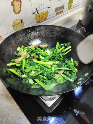 五花肉炒油菜的做法步骤：6